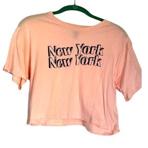 Forever 21 Light Pink New York Cropped Graphic Short Sleeve T-Shirt Medium